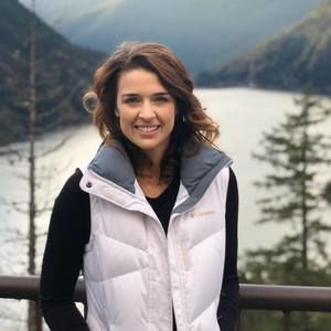 Meet your Posher, Carissa